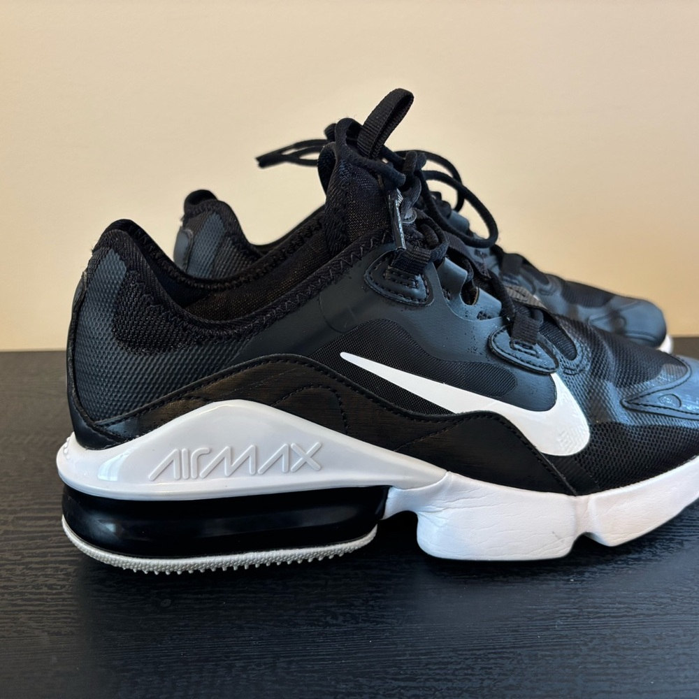 Nike Black and White Women's Air Max Sneakers - Picture 2 of 7